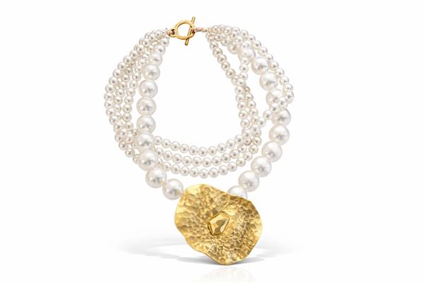 Whitley Gold Plaka Detaylı İncili Kolye